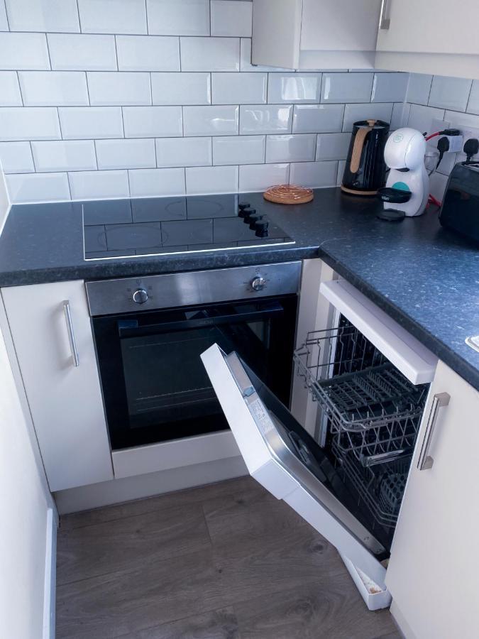Stylish 1 Bedroom Flat In Wood Appartamento *